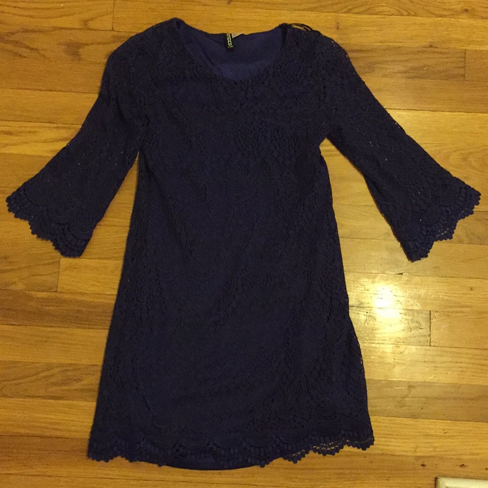 Lace dress